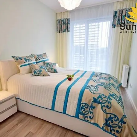 Sunflowers Apartament Turkusowy Zakatek W Kolobrzegu Апартаменты *
